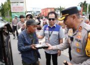 Imbauan Humanis dan Berkah di Jalan! Polres Pelabuhan Makassar Beri Perhatian untuk Pengemudi