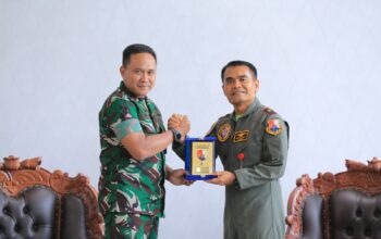 Pangdam I/BB Mayjen TNI Rio Firdianto Lakukan Kunjungan Kerja di Lanud Roesmin Nurjadin Pekanbaru