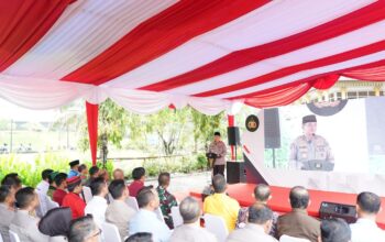 Polda Riau Serahkan 2.250 Paket Bantuan Sosial kepada Mahasiswa