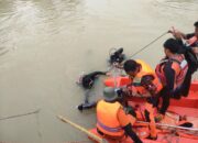Sopir Truk Ditemukan Meninggal di Kabin, Korban Tenggelam Jadi 4 Orang