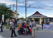 Polres Kuansing Bagikan Takjil Ramadhan 1446 H Untuk Masyarakat Pengguna Jalan