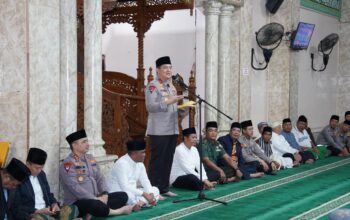 Kapolda Riau Laksanakan Safari Ramadhan Perdana 1446 H di Kabupaten Pelalawan