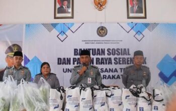 Komitmen Dukung Program Akselerasi Menteri, Rutan Siak Bagikan Bantuan Sosial Kepada Keluarga Warga Binaan