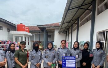 Pastikan Lapas Aman, Kalapas Pimpin Langsung Razia Blok Hunian Bersama TNI