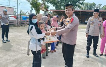 Polsek Jajaran Polres Kuansing Gelar Bazar Ramadhan Polri Presisi dan Baksos Bhayangkari 2025