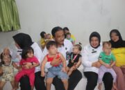 DIRWATKESHAB TUNJUKKAN KEPEDULIAN TERHADAP ANAK BAWAAN SAAT KUNJUNGI LAPAS PEREMPUAN KELAS IIA PEKANBARU