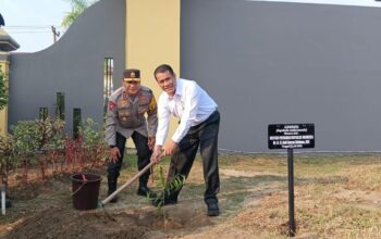 Menteri Pertanian Apresiasi Program Tanam Pohon Polda Riau