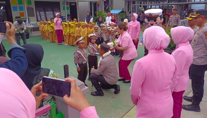 Kapolda Riau Irjen Pol Herry Heryawan Resmikan SPPG di Inhil