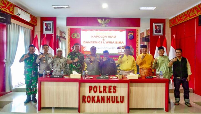 Danrem 031/Wira Bima Bersama Kapolda Riau dan Tokoh Masyarakat Sepakat Jalan Damai Solusi Terbaik Penyelesaian Sengketa Lahan di Rantau Kasai Kab.Rohul