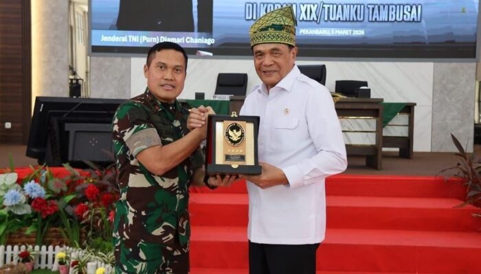 Menko Polkam Berikan Pengarahan kepada Prajurit Kodam XIX/Tuanku Tambusai