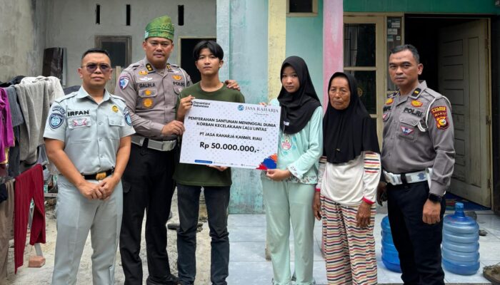 Di Balik Duka Laka Maut, Kepedulian Polisi Hadir untuk Keluarga Korban