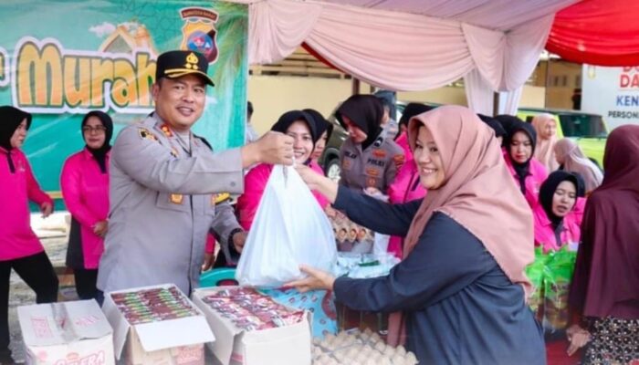 Kapolres Pasaman Barat Buka Kegiatan Gerakan Pangan Pasar Murah Polri untuk Masyarakat