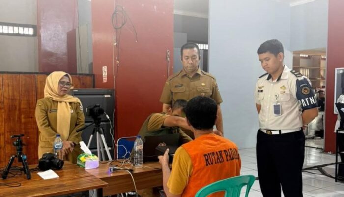 Rutan Padang Laksanakan Perekaman Data Kependudukan dan Pemadanan NIK Warga Binaan