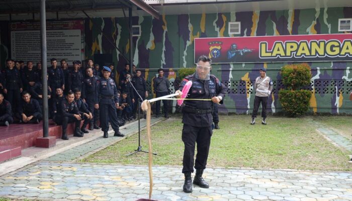 Tingkatkan Respons Cepat di Lapangan, Brimob Riau Gelar Latihan Khusus Hewan Berbisa