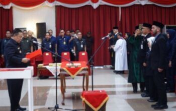Plt Gubri Lantik 77 Kepala Sekolah SMA/SMK dan SLB Negeri di Riau, Ini Daftar Namanya
