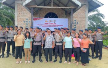 Sambut HUT Bhayangkara ke-80, Batalyon B Pelopor Brimob Riau gelar bakti religi dan Salurkan Bantuan Pembangunan rumah ibadah