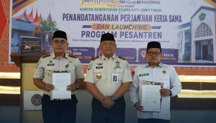 Perkuat Pembinaan Kepribadian Warga Binaan, Kanwil Ditjenpas Sumbar Luncurkan Program Pesantren di Lapas Bukittinggi