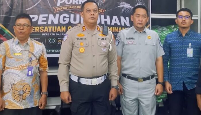 Pengukuhan Persatuan Ojek Online Ranah Minang (PORM), Ditlantas Polda Sumbar Perkuat Sinergi Mewujudkan Lalu Lintas yang Aman dan Berkeselamatan