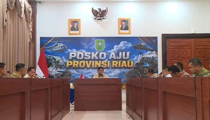 Presiden Tegaskan Penanganan Karhutla Riau, Kodam XIX Tuanku Tambusai Perkuat Operasi Darat dan Udara