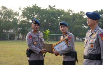 20 Personel Brimob Riau Raih Penghargaan, Dansat Brimob : Jadikan Prestasi sebagai Motivasi