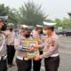 Pagi ini, Dirlantas Polda Riau Berikan Penghargaan kepada 13 Personel Ditlantas Polda Riau yang Berprestasi