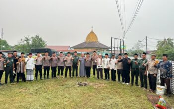 Brimob Polda Riau Dukung Program Polda Riau melalui Sholat Subuh Berjamaah